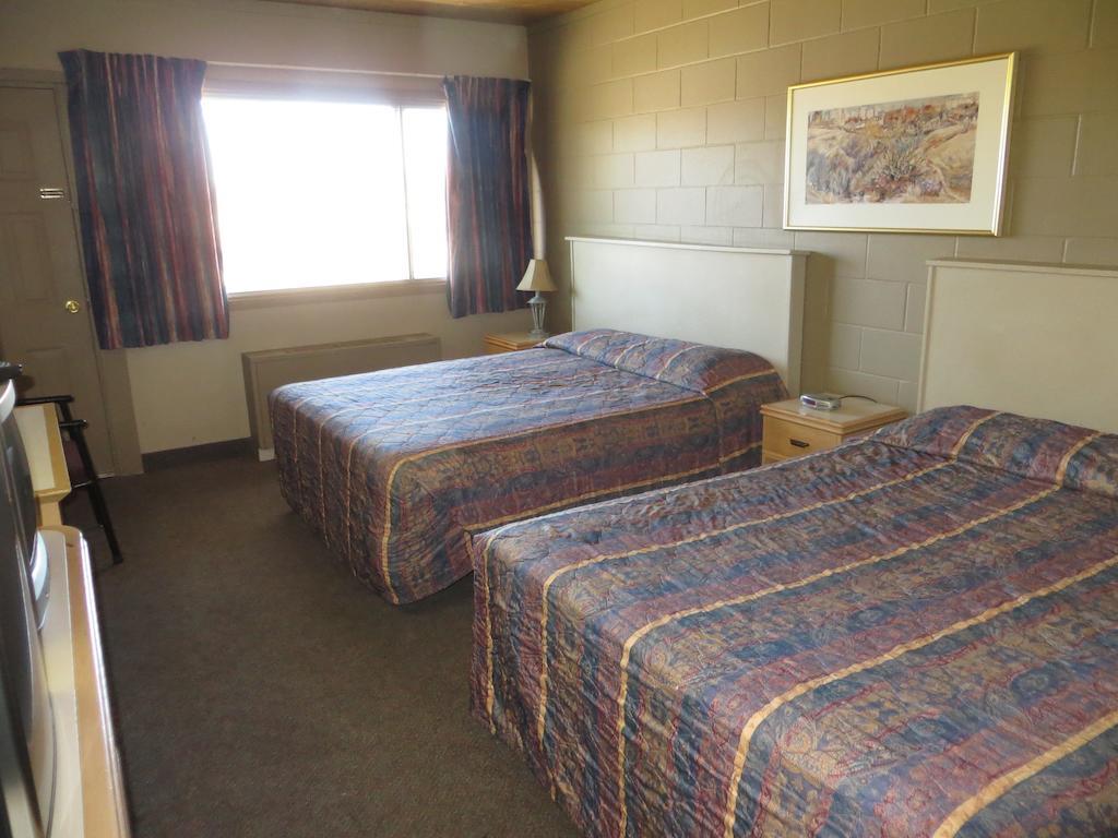 ساسكاتون Westgate Inn الغرفة الصورة